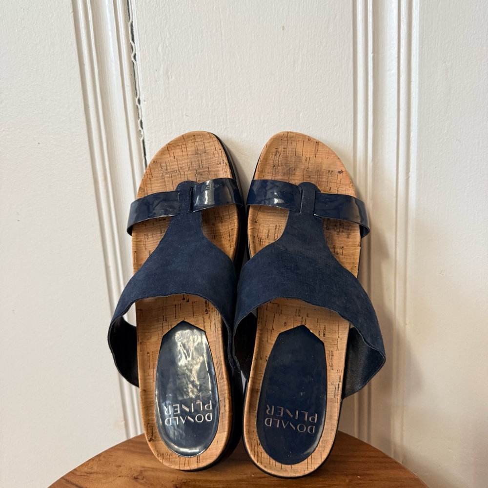 Donald J. Pliner Navy Suede and Patent Leather Platform Sandals - Picture 5 of 6
